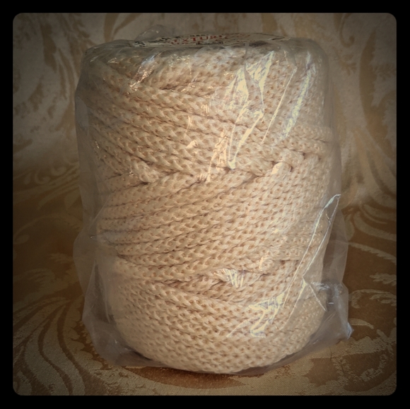 Other - Vintage M' Feather's Textured Macrame/Cord